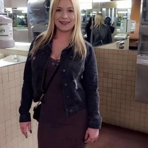 Meet your Posher, Jennifer